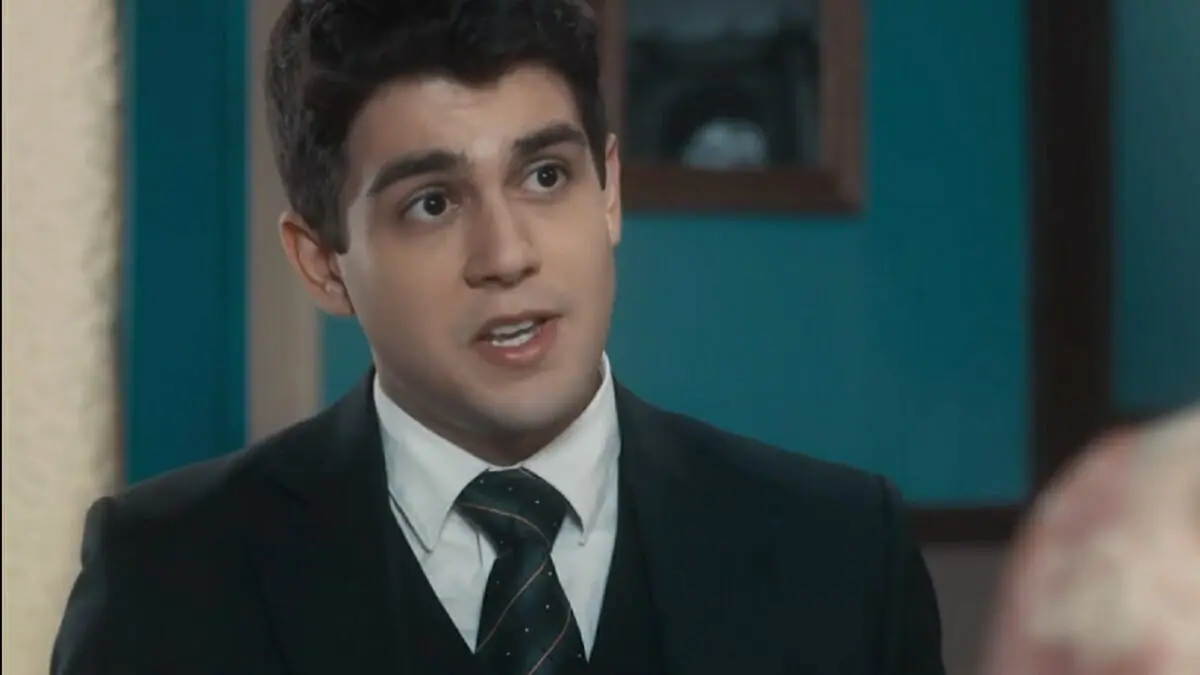 Julio (Daniel Rangel) de Amor Perfeito