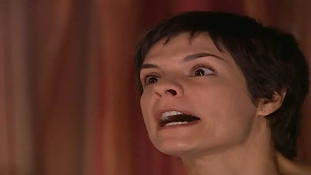 Raquel (Helena Ranaldi) de Mulheres Apaixonadas