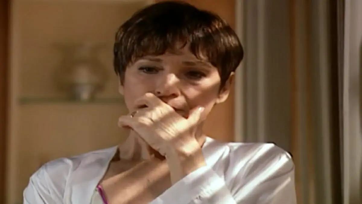 Silvia (Natália do Vale) em Mulheres Apaixonadas