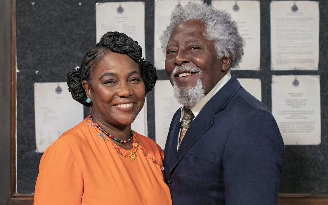 Celeste (Cyda Moreno) e Popó (Mestre Ivamar) em Amor Perfeito