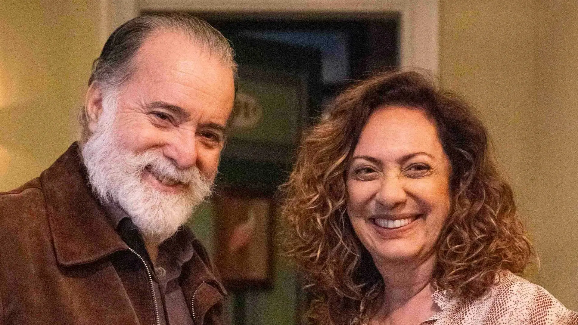 Antônio (Tony Ramos) e Agatha (Eliane Giardini) em Terra e Paixão