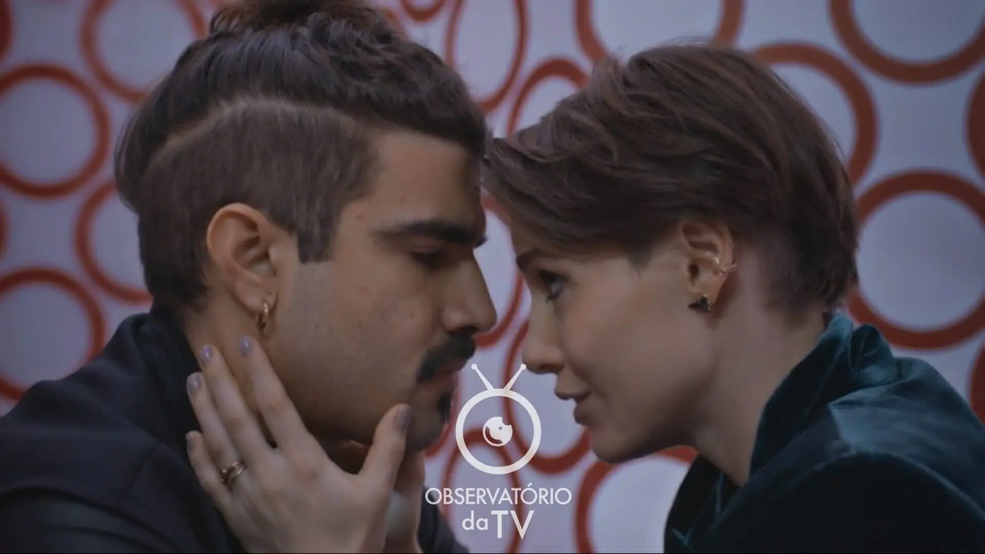 Pablo (Caio Castro) e Vanessa (Letícia Colin) de Todas as Flores