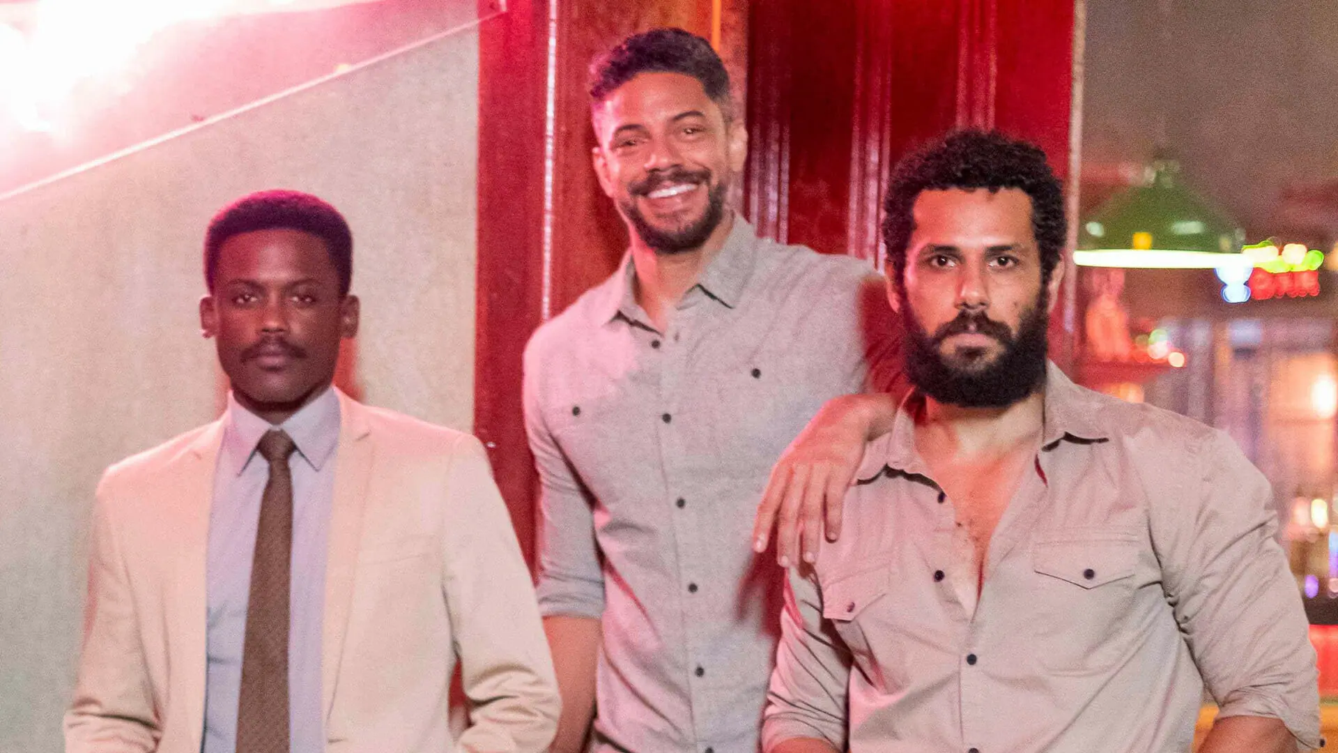 Rodrigo (Maicon Rodrigues), Jonatas (Paulo Lessa) e Ramiro (Amaury Lorenzo) em Terra e Paixão