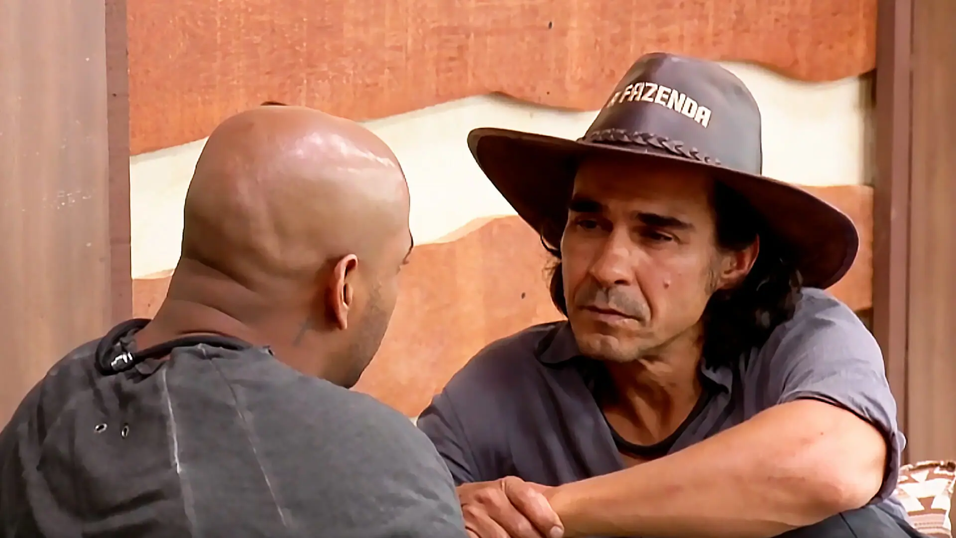 Cezar Black e André Gonçalves em A Fazenda 15