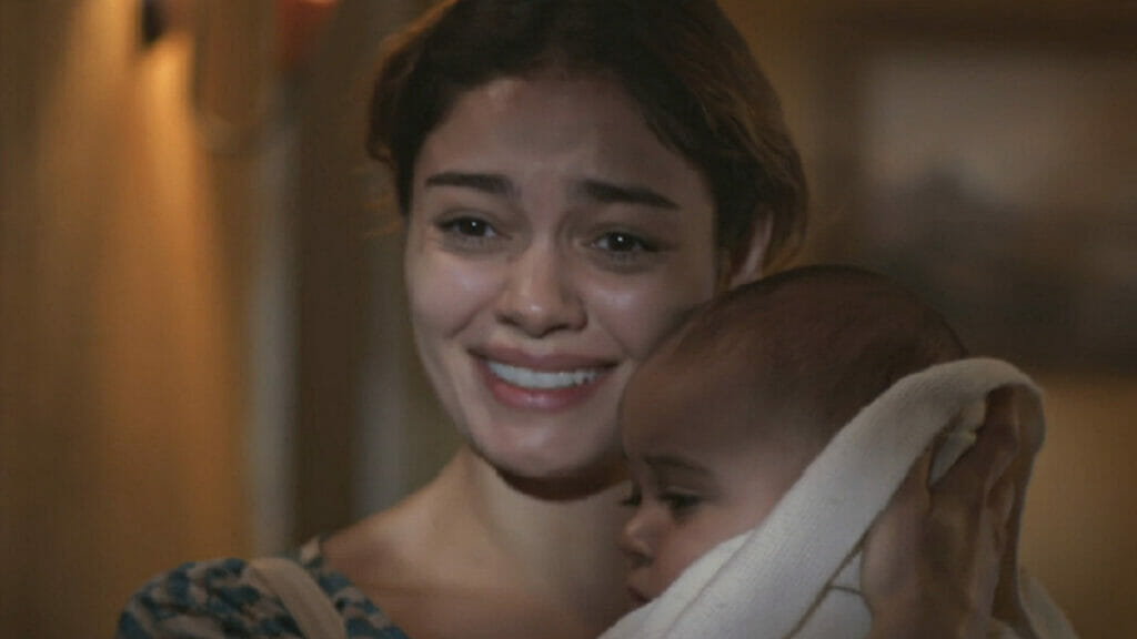 Maíra (Sophie Charlotte) em Todas as Flores