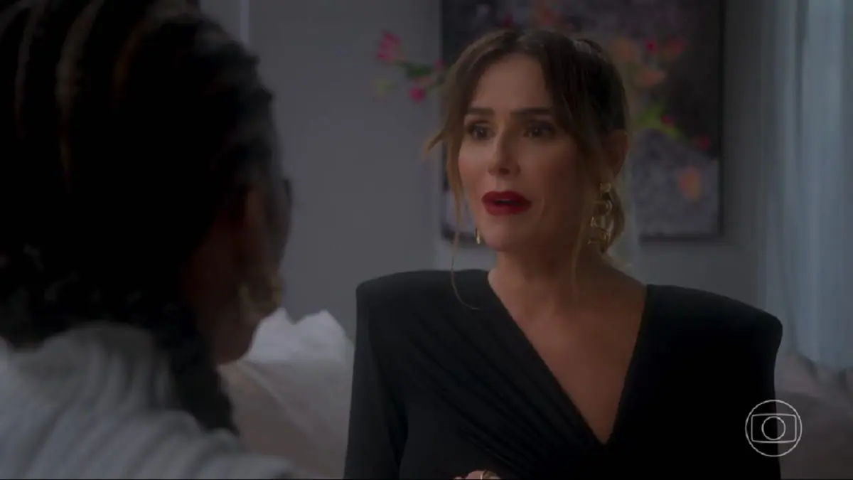 Lara (Deborah Secco) em Elas por Elas