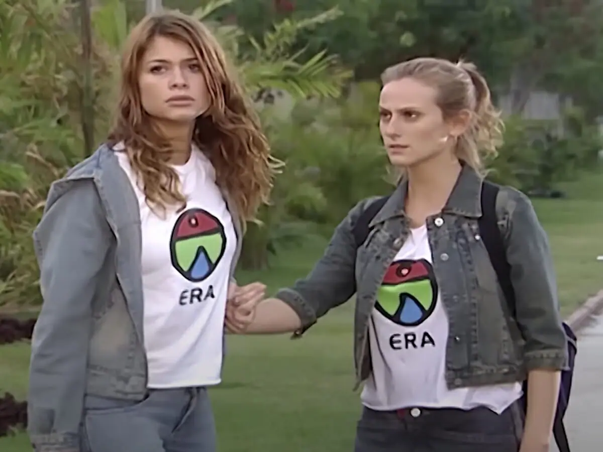 Clara (Alinne Moraes) e Rafaela (Paula Picarelli) em Mulheres Apaixonadas