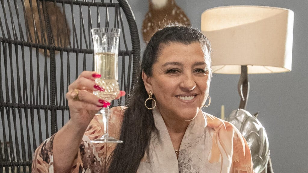 Regina Casé como Zoé em Todas as Flores
