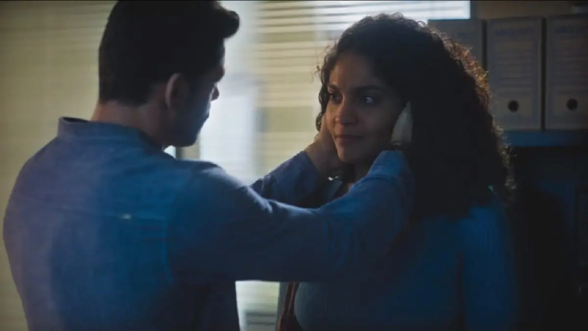 Aline (Barbara Reis) e Caio (Cauã Reymond) na novela Terra e Paixão