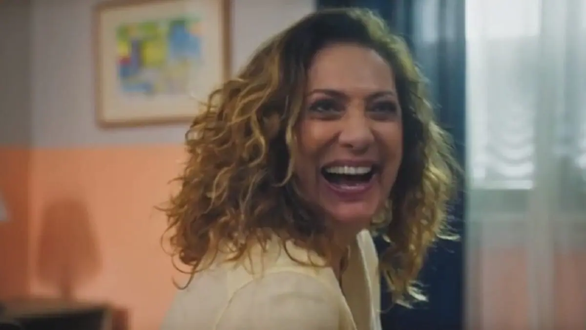 Agatha (Eliane Giardini) de Terra e Paixão