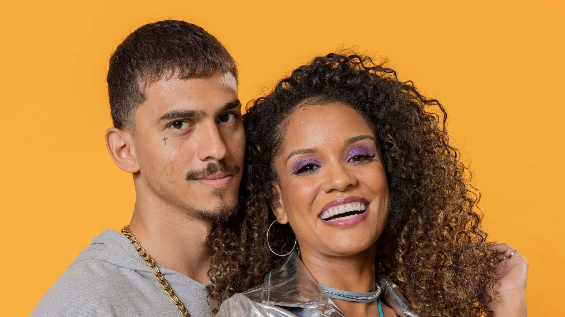 Merreca (Ruan Aguiar) e Soraya (Heslaine Vieira) em Fuzuê