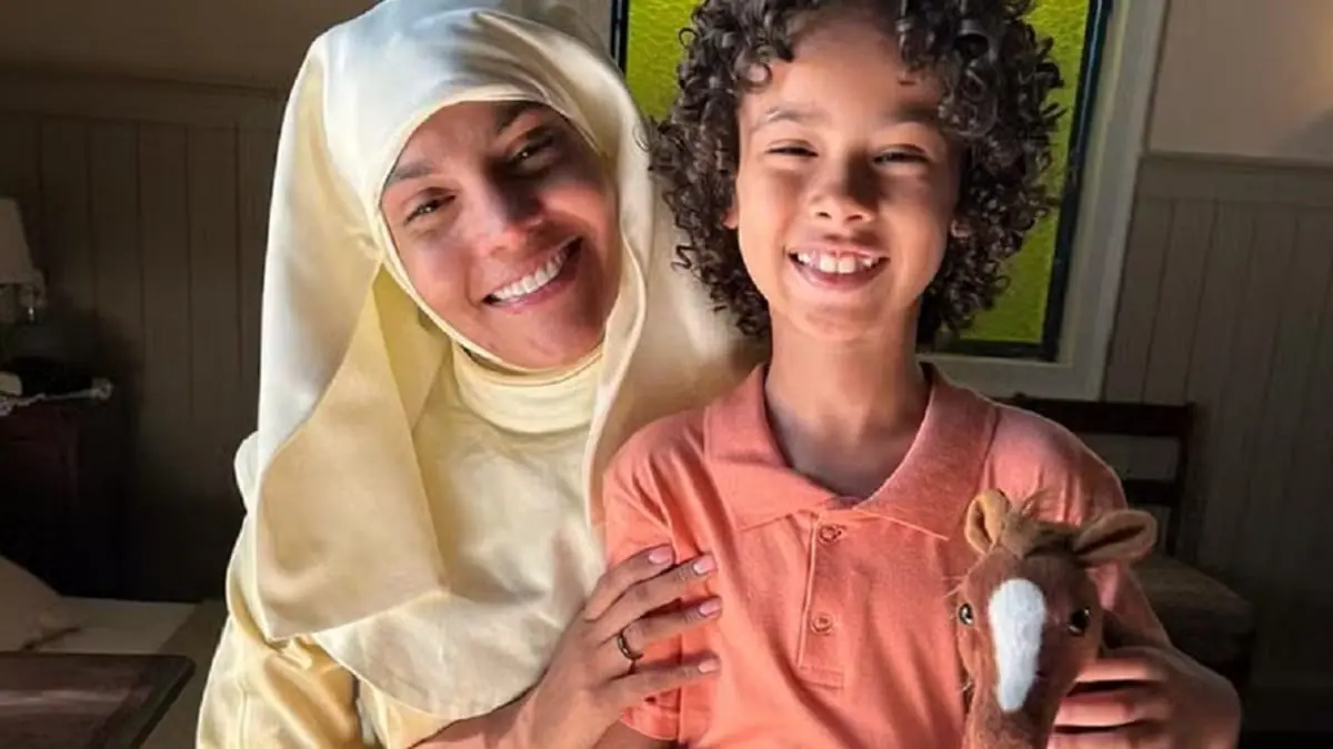 Aline (Barbara Reis) e João (Matheus Assis) em Terra e Paixão