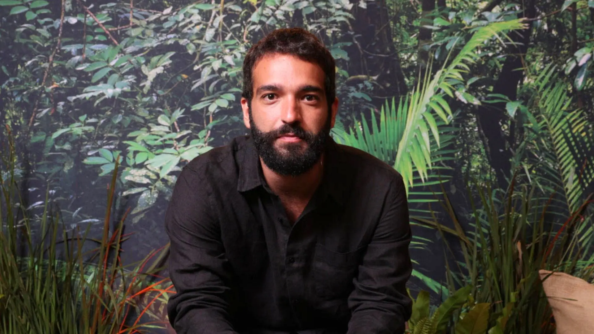 Humberto Carrão (José Inocêncio) na primeira fase da novela Renascer