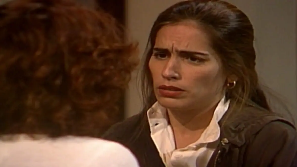 Ruth (Gloria Pires) em Mulheres de Areia