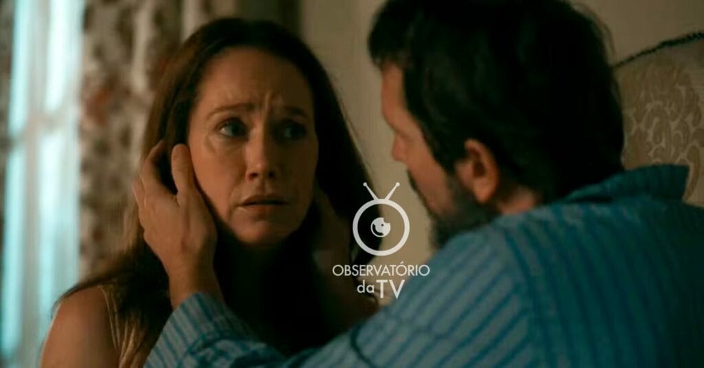 Dona Patroa (Camila Morgado) e Egídio (Vladimir Brichta) de Renascer