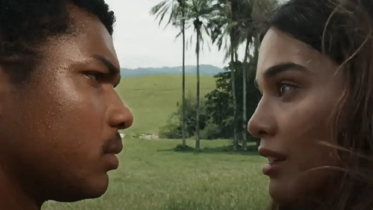 João Pedro (Juan Paiva) e Mariana (Theresa Fonseca) em Renascer