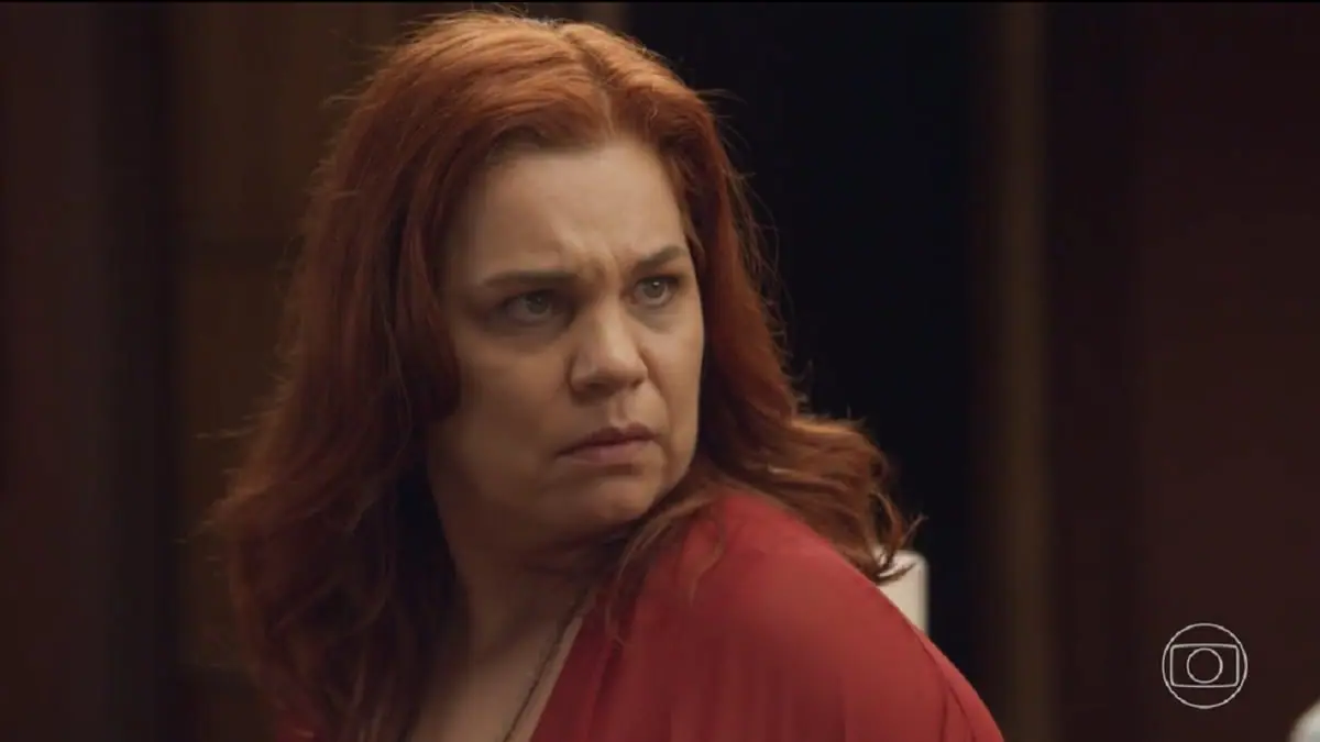 Helena (Isabel Teixeira) em Elas por Elas