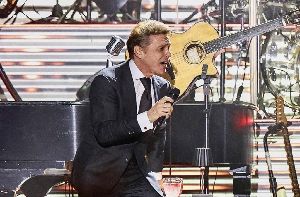 Luis Miguel em apresentação no Brasil (Divulgação)