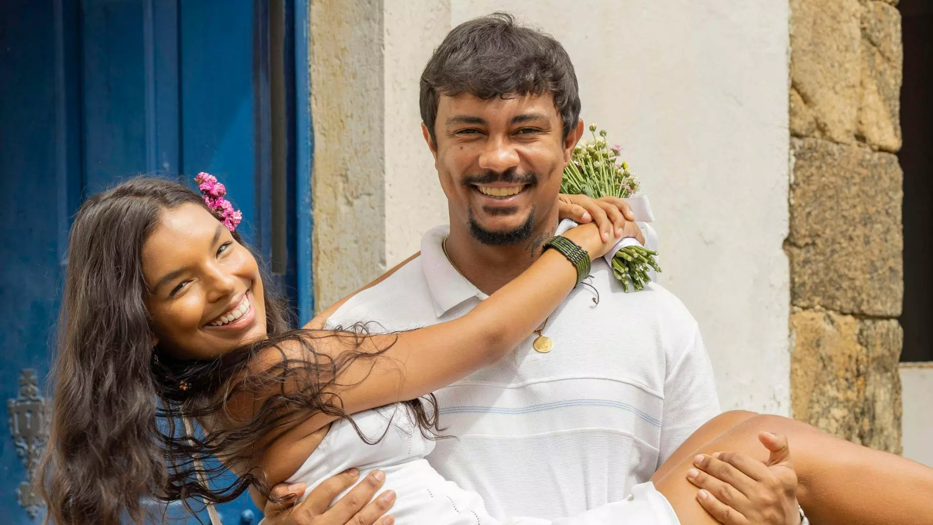 Damião (Xamã) e Ritinha (Mell Muzillo) em Renascer