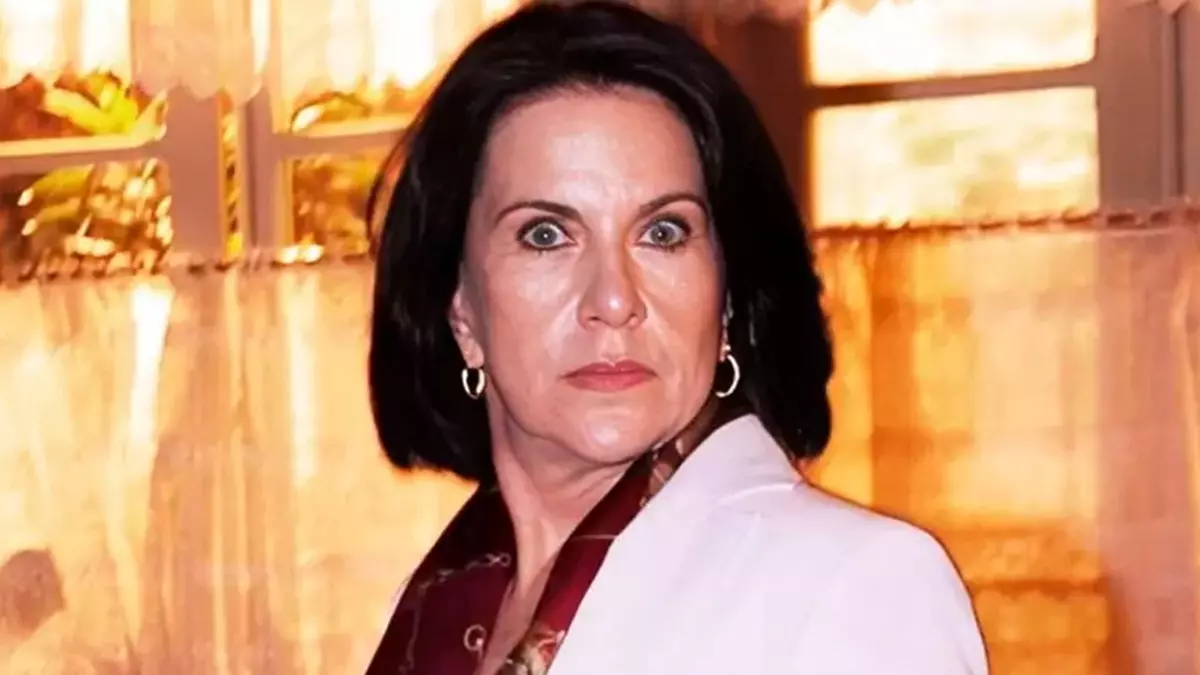 A atriz Ada Chaseliov (1951-2015) em Belíssima (2005)