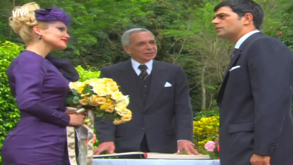 Cristina (Flávia Alessandra) e Rafael (Eduardo Moscovis) de Alma Gêmea
