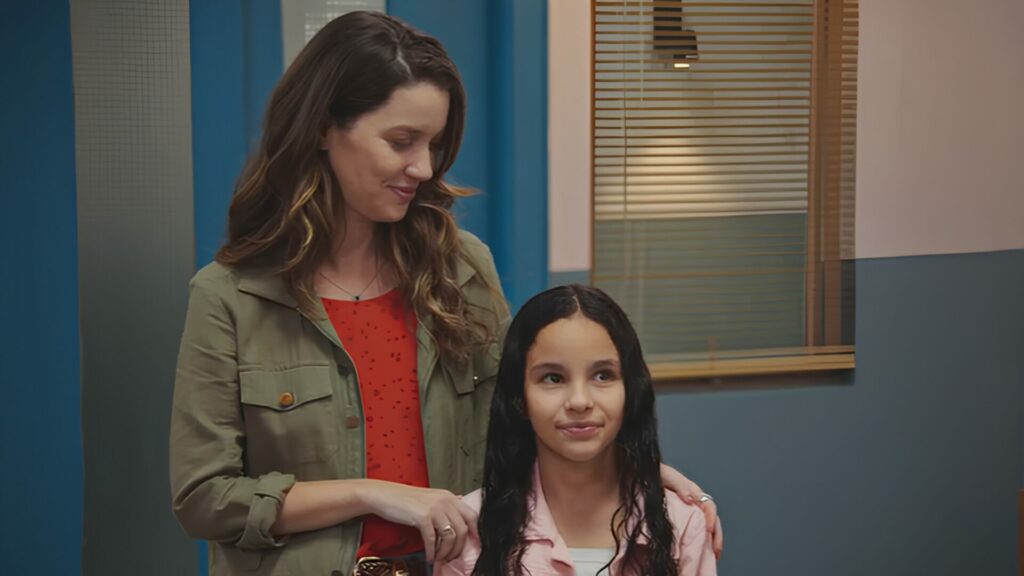 Eva (Heloísa Storani) em Família É Tudo