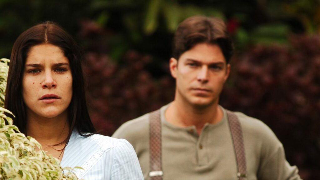 Serena (Priscila Fantin) e Hélio (Erik Marmo) em Alma Gêmea
