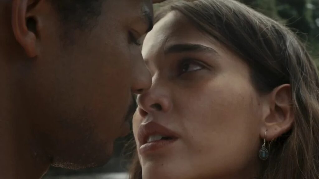 João Pedro (Juan Paiva) e Mariana (Theresa Fonseca) de Renascer