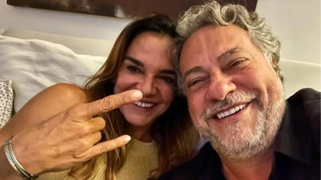 Mara Carvalho e Julio Casares