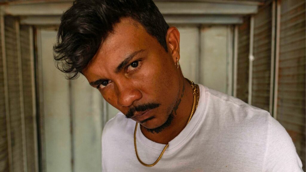 Xamã interpreta Damião em Renascer