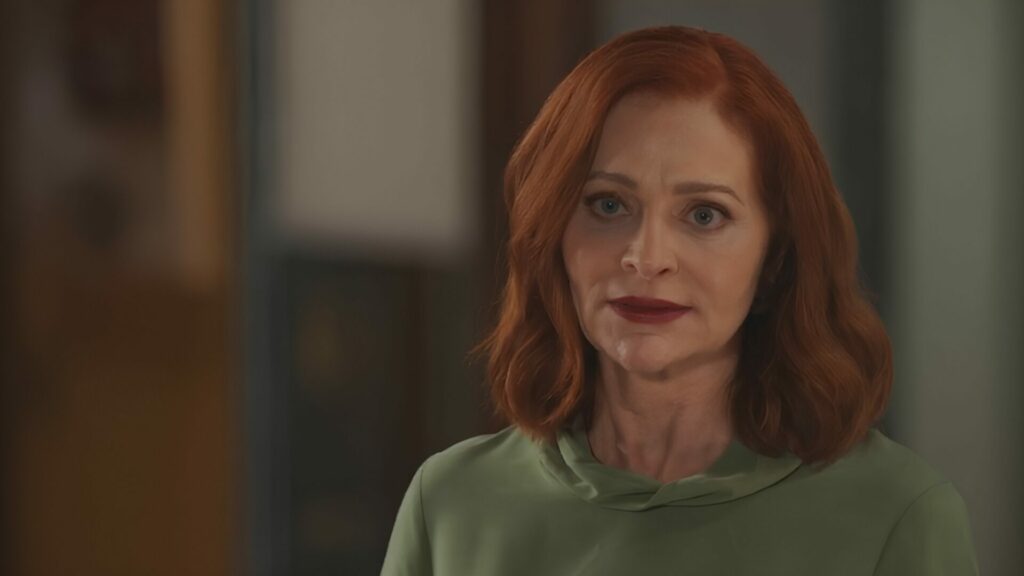 Brenda (Alexandra Richter) em cena de Família É Tudo