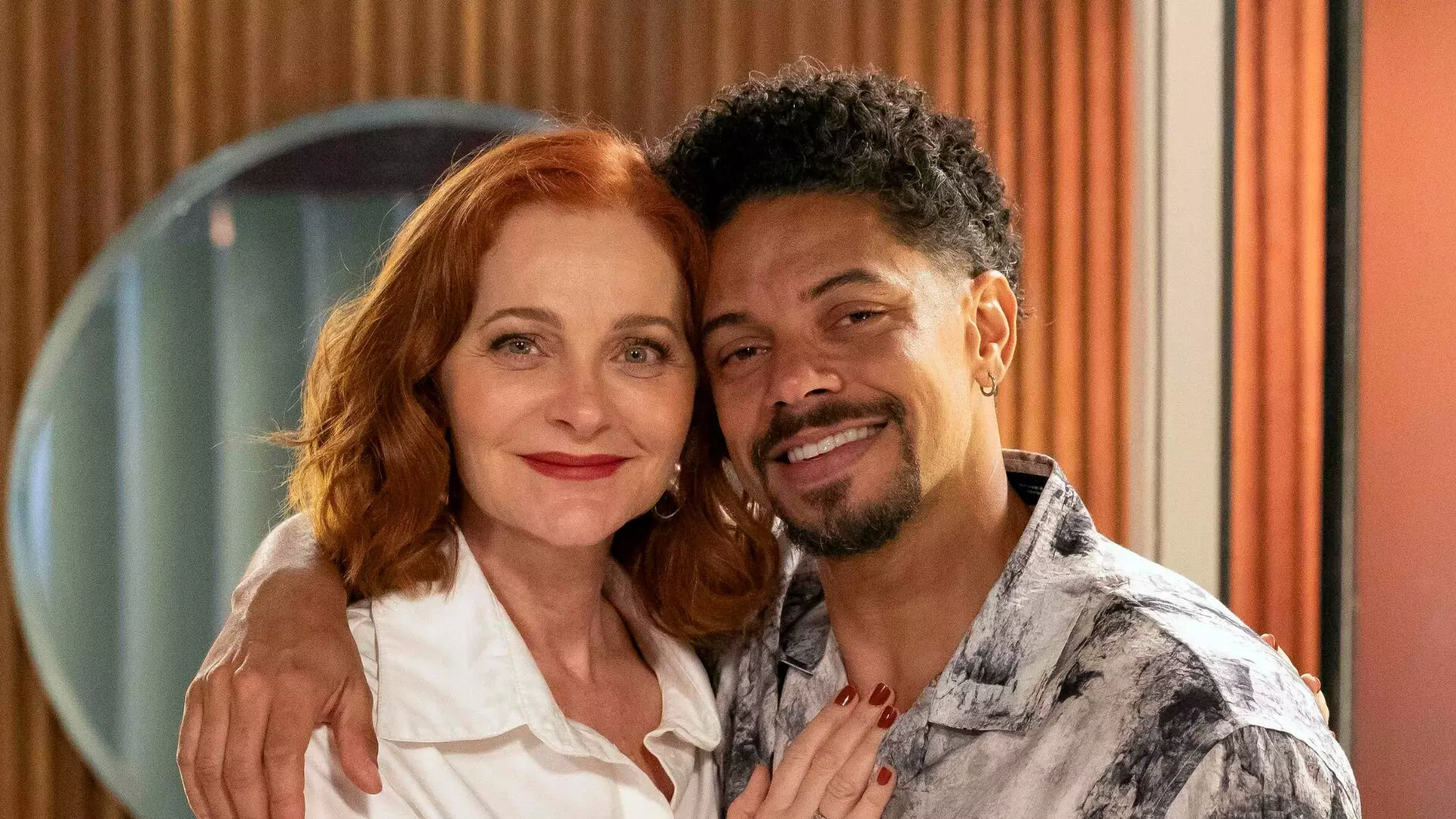 Brenda (Alexandra Richter) e Léo (Paulo Lessa)