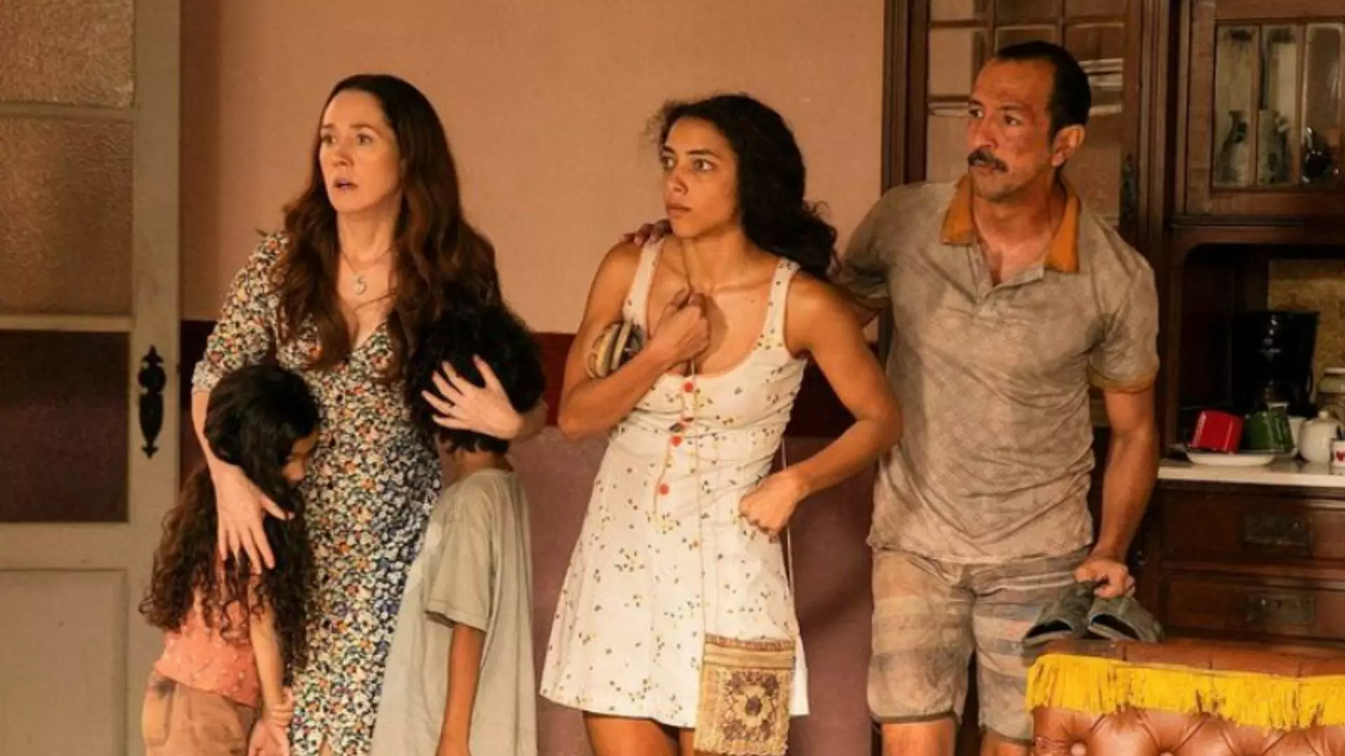 Dona Patroa, Joana e Tião Galinha
