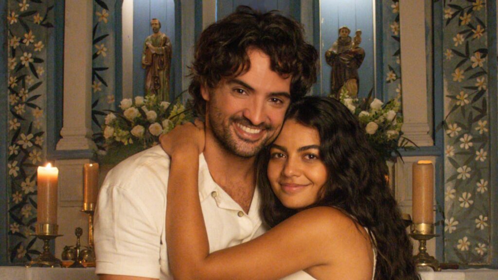 Quinota (Larissa Bocchino) e Artur (Túlio Starling)