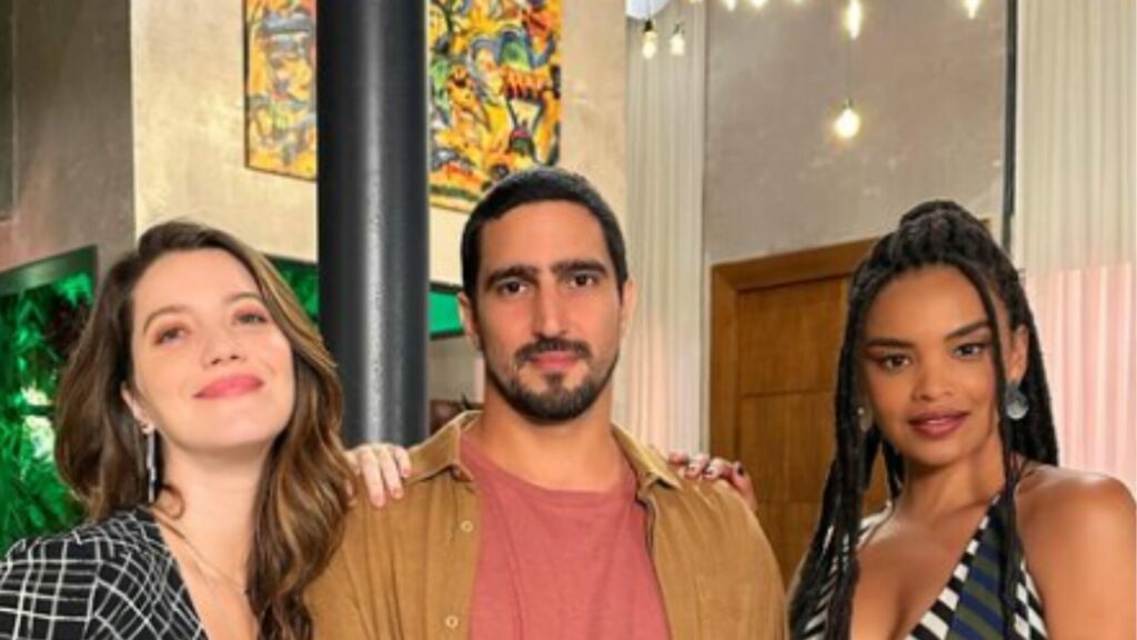 Tom (Renato Góes) na novela Família É Tudo