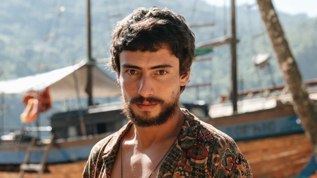 Jaffar Bambirra é Iberê em Mania de Você