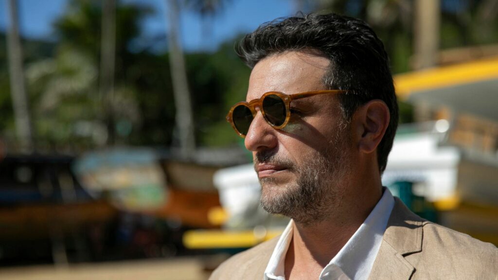 Molina (Rodrigo Lombardi) vai a ilha de pescadores em Mania de Você Globo Manoella Mello