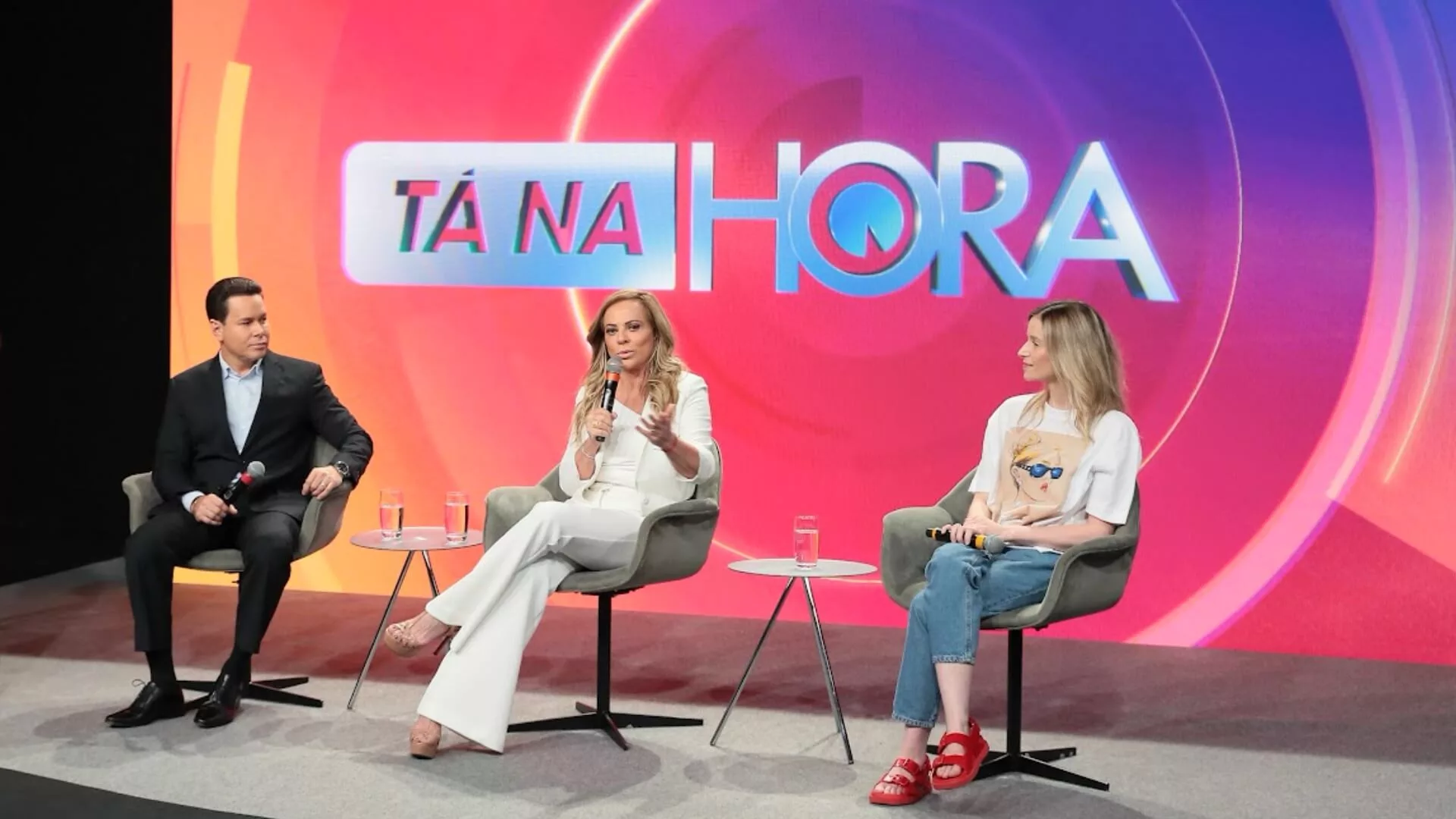 A presentadores do programa Tá Na Hora