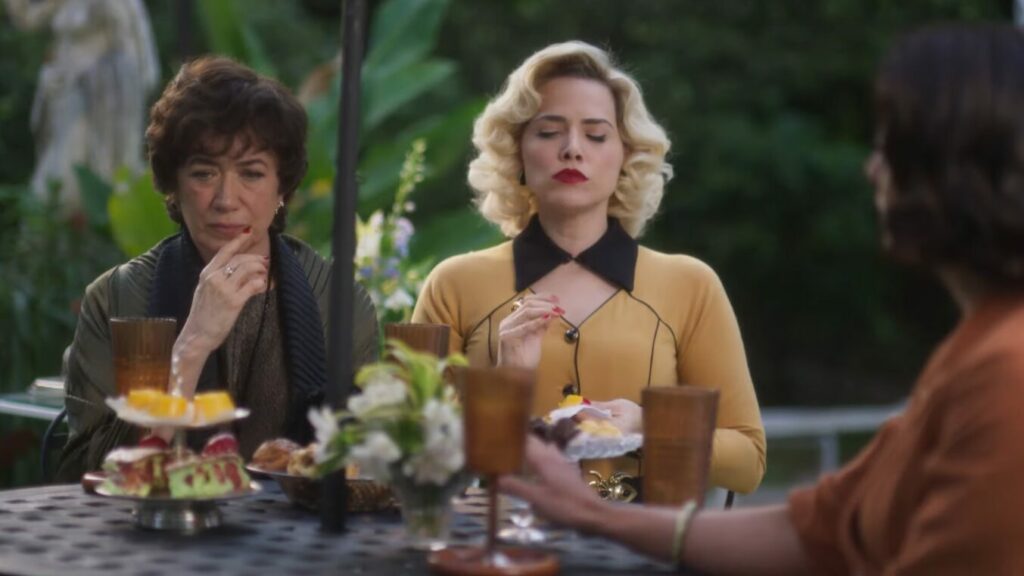 Maristela (Lília Cabral) e Zélia (Letícia Colin) em Garota do Momento