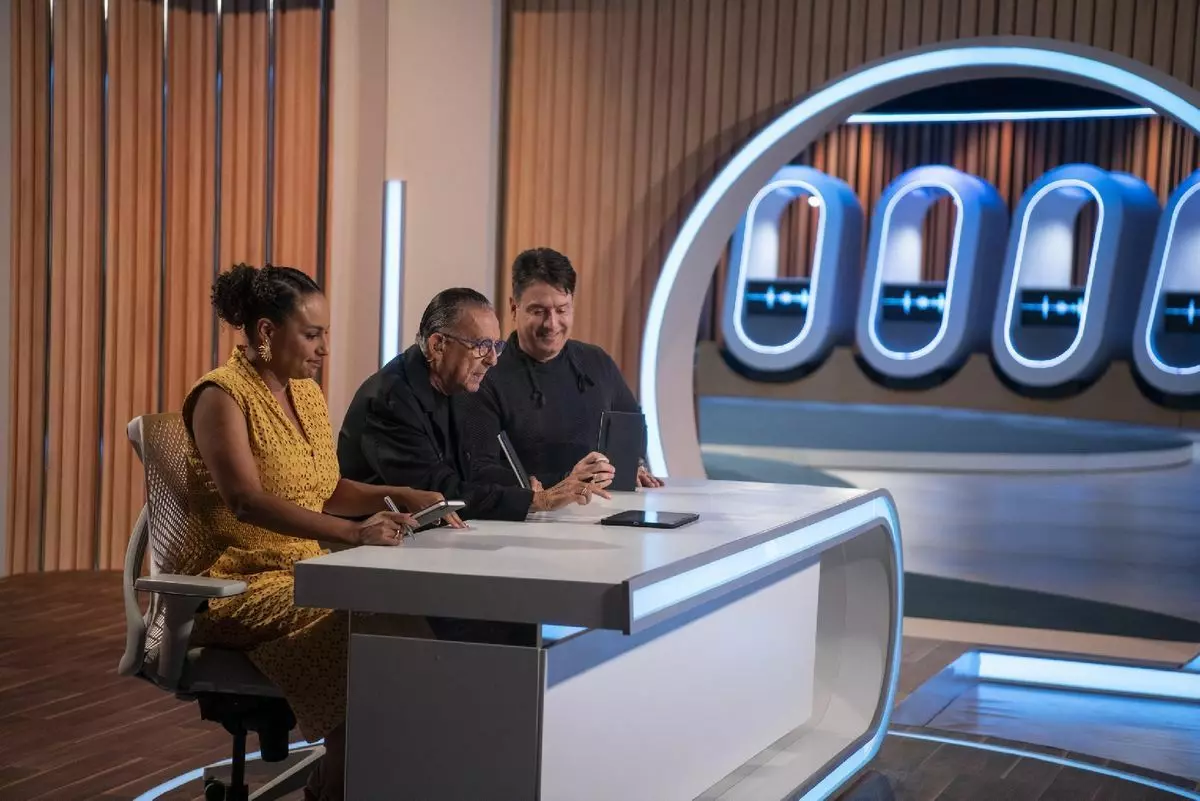 Karine Alves, Galvão Bueno e Luiz Carlos Jr. no Craque da Voz