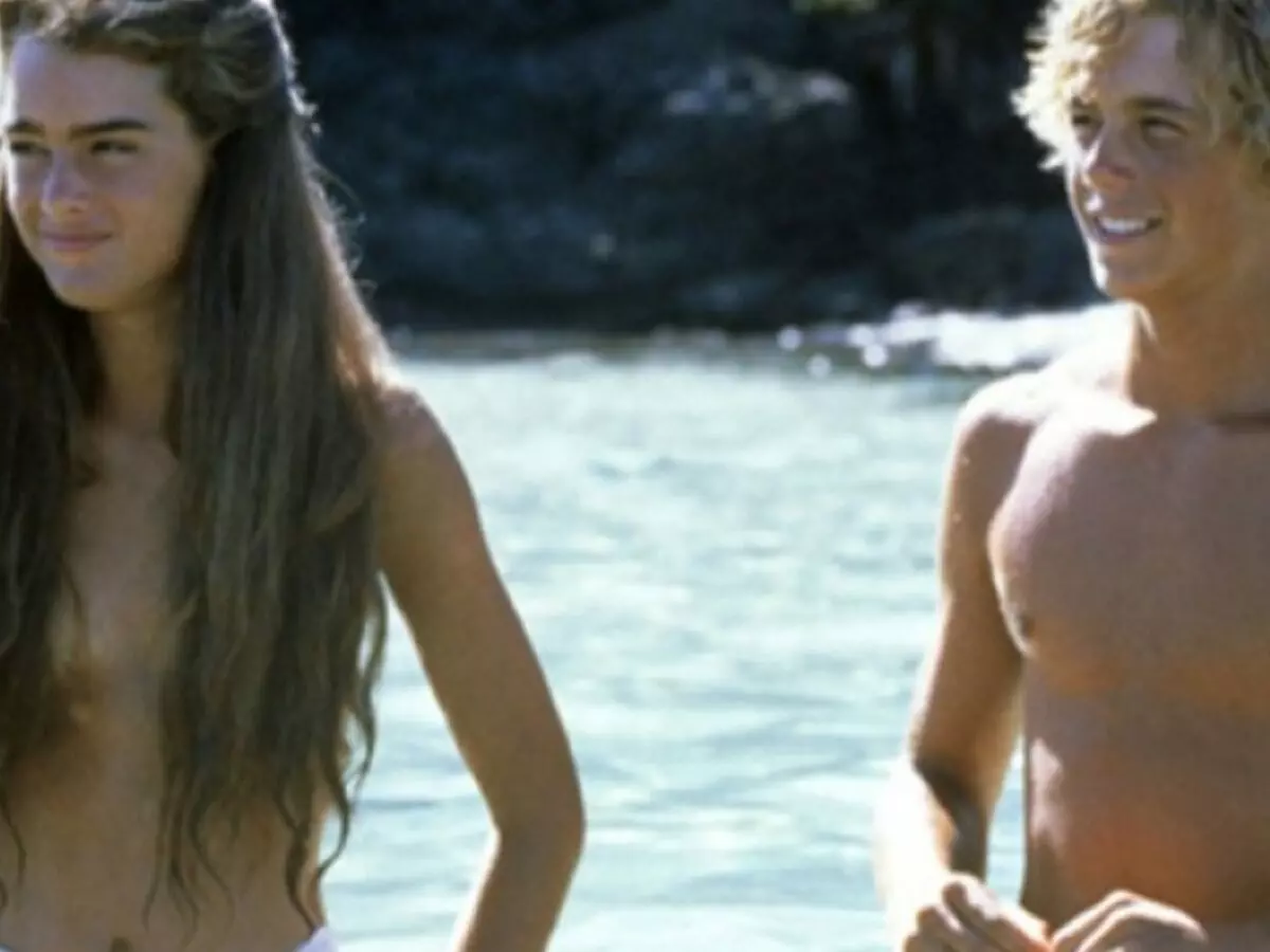 Brooke Shields e Christopher Atkins em A Lagoa Azul