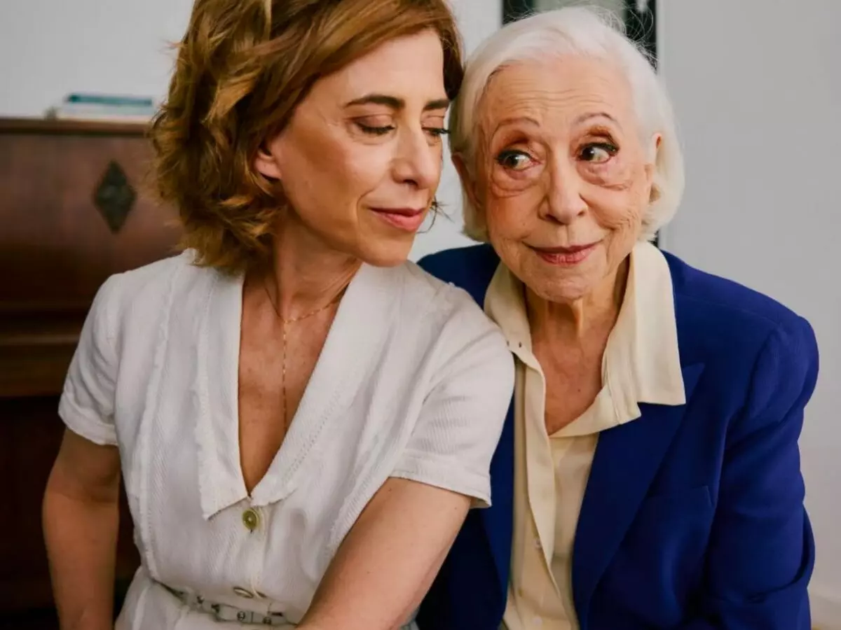 Fernanda Montenegro comemora indicação da filha, Fernanda Torres, ao Oscar