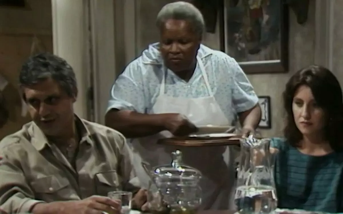 Ivan (Antonio Fagundes), Zezé (Zeny Pereira) e Leila (Cássia Kiss) em Vale Tudo