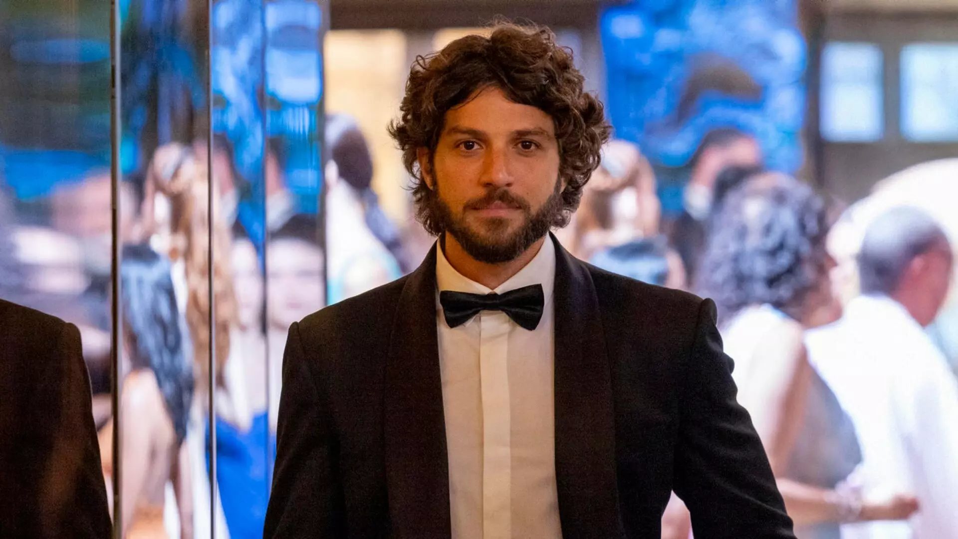 Chay Suede é Mavi em Mania de Você