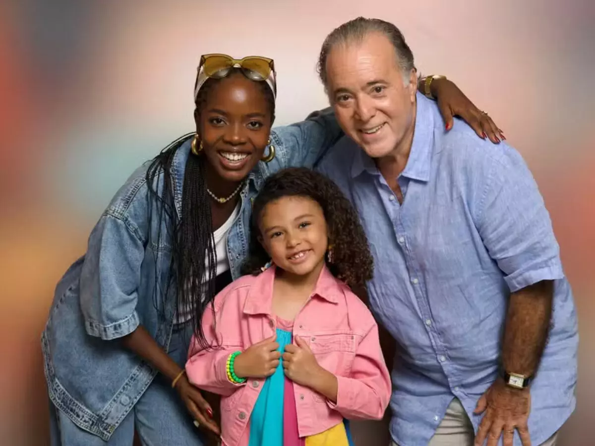 Clara Moneke, Elis Cabral e Tony Ramos se reuniram nos Estúdios Globo