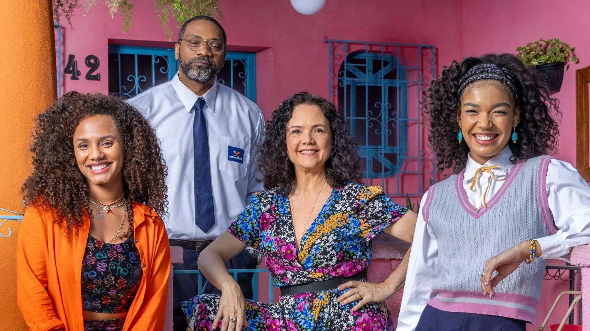 Doralice (Tereza Seiblitz) e sua família em Volta por Cima