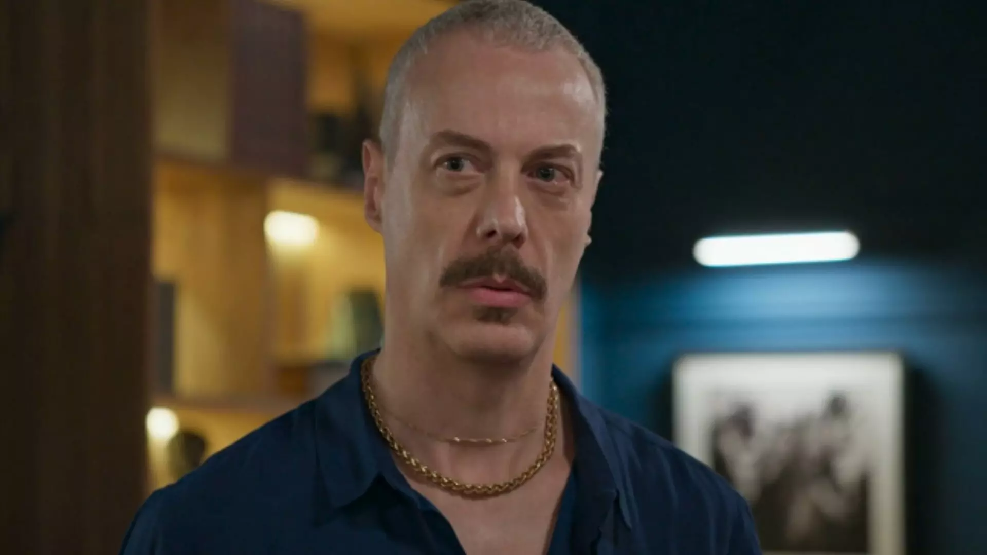 Marco (Guilherme Weber)