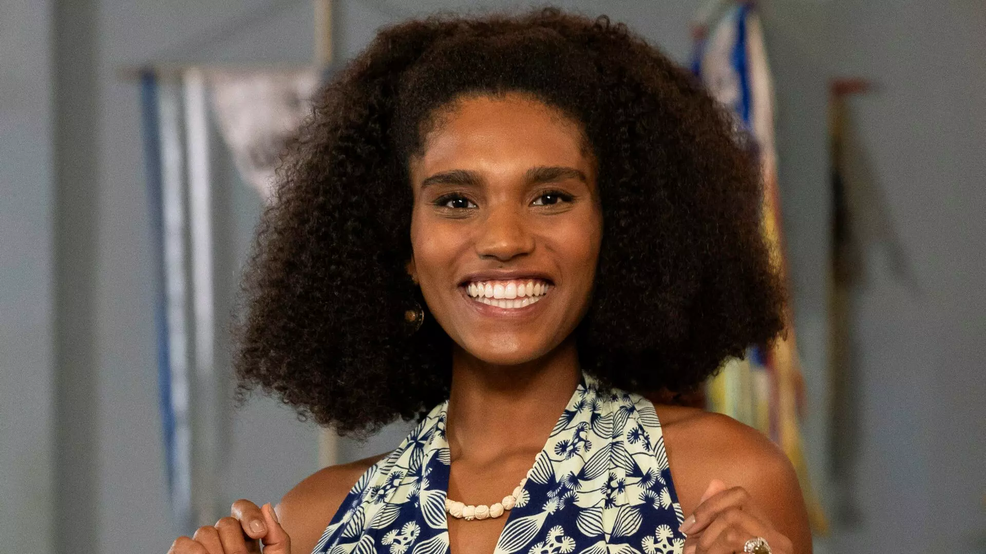 Mariana Sena é Glorinha em Garota do Momento