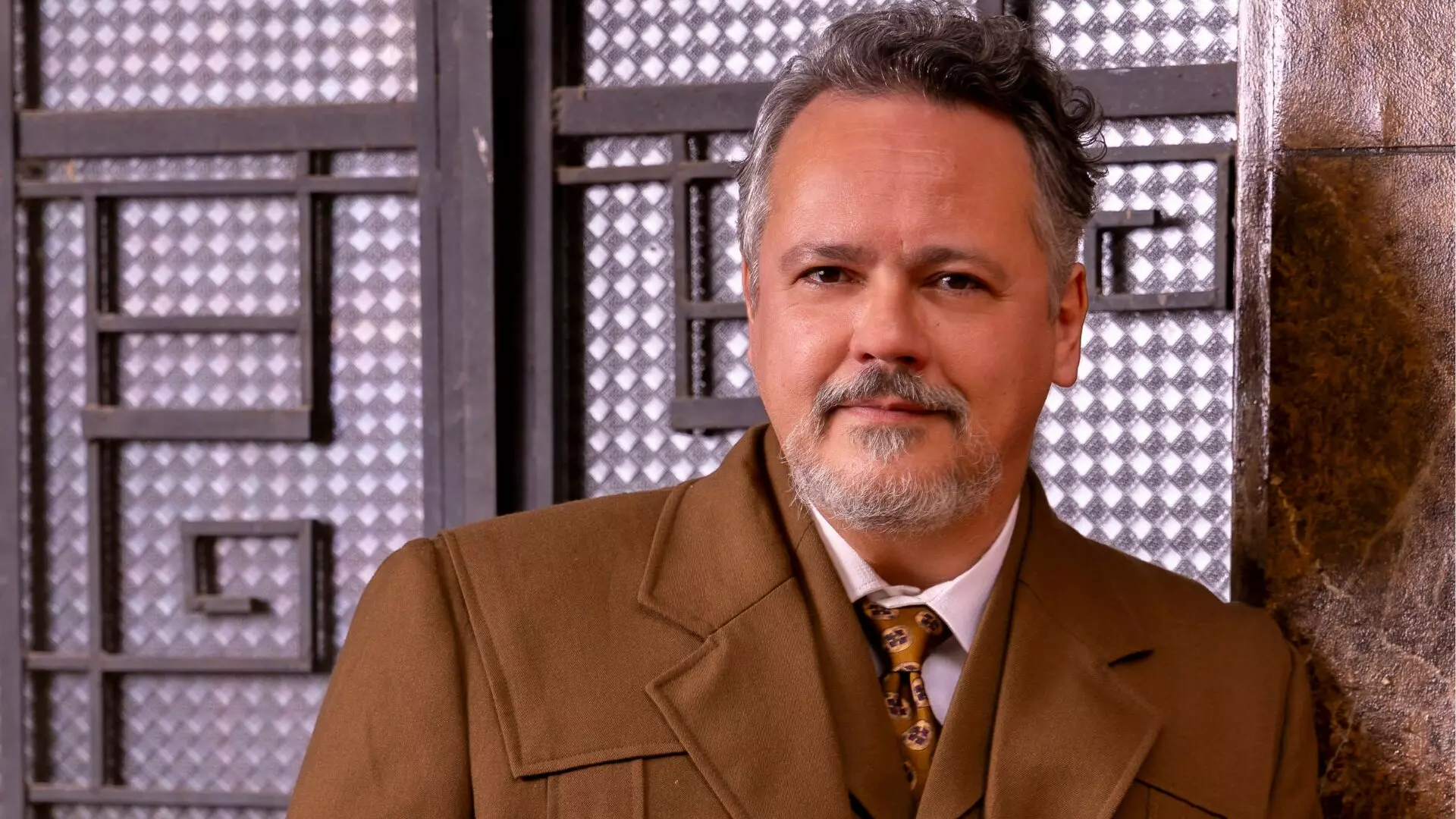 Raimundo (Danton Mello)
