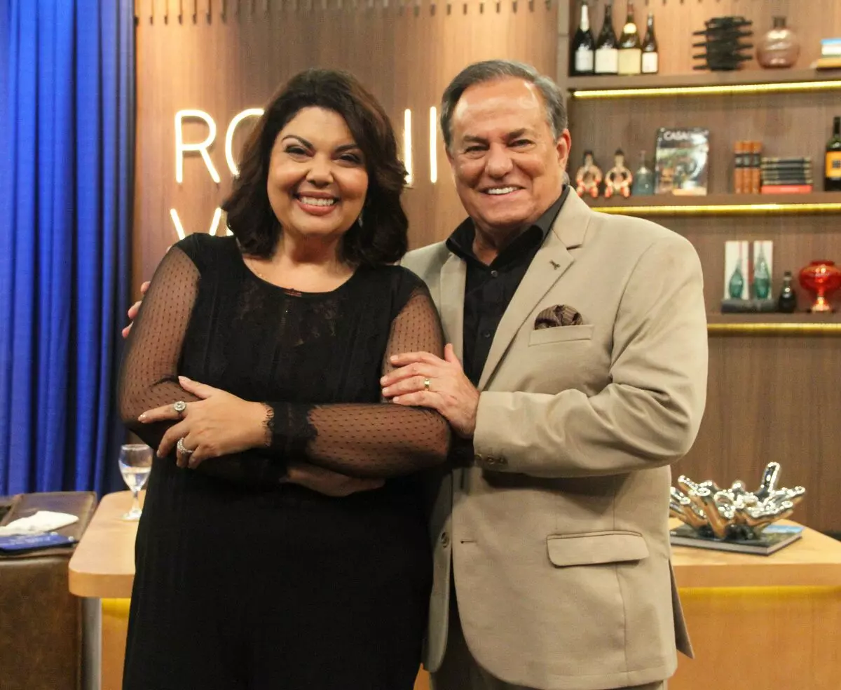 Fabiana Karla e Ronnie Von no Companhia Certa